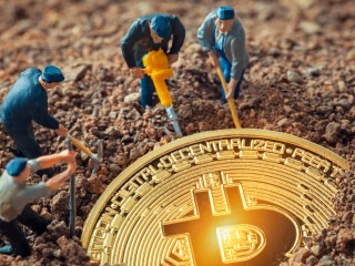 Bitcoin Madenciliği Geliri Yükseliyor