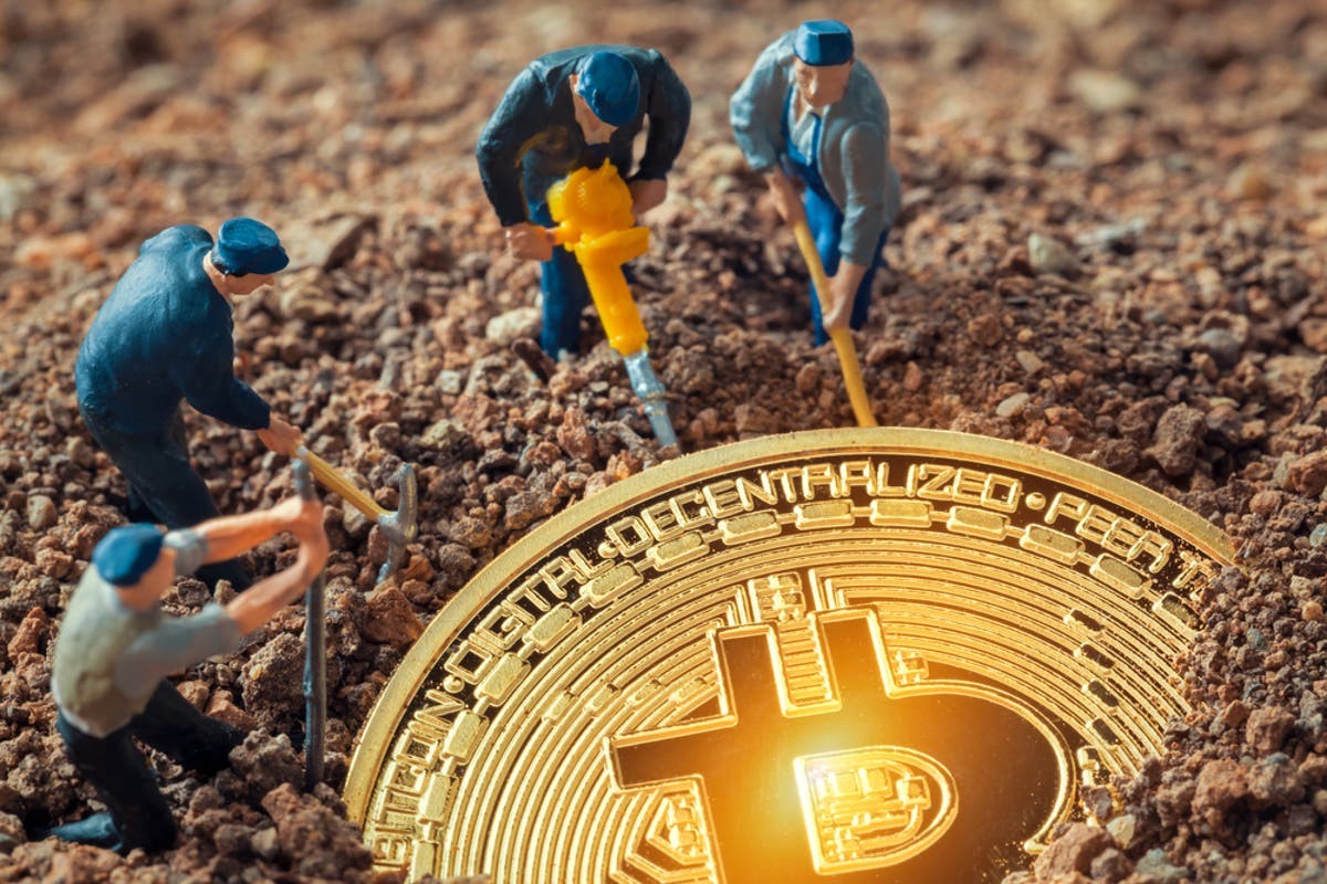 Bitcoin Madenciliği Geliri Yükseliyor